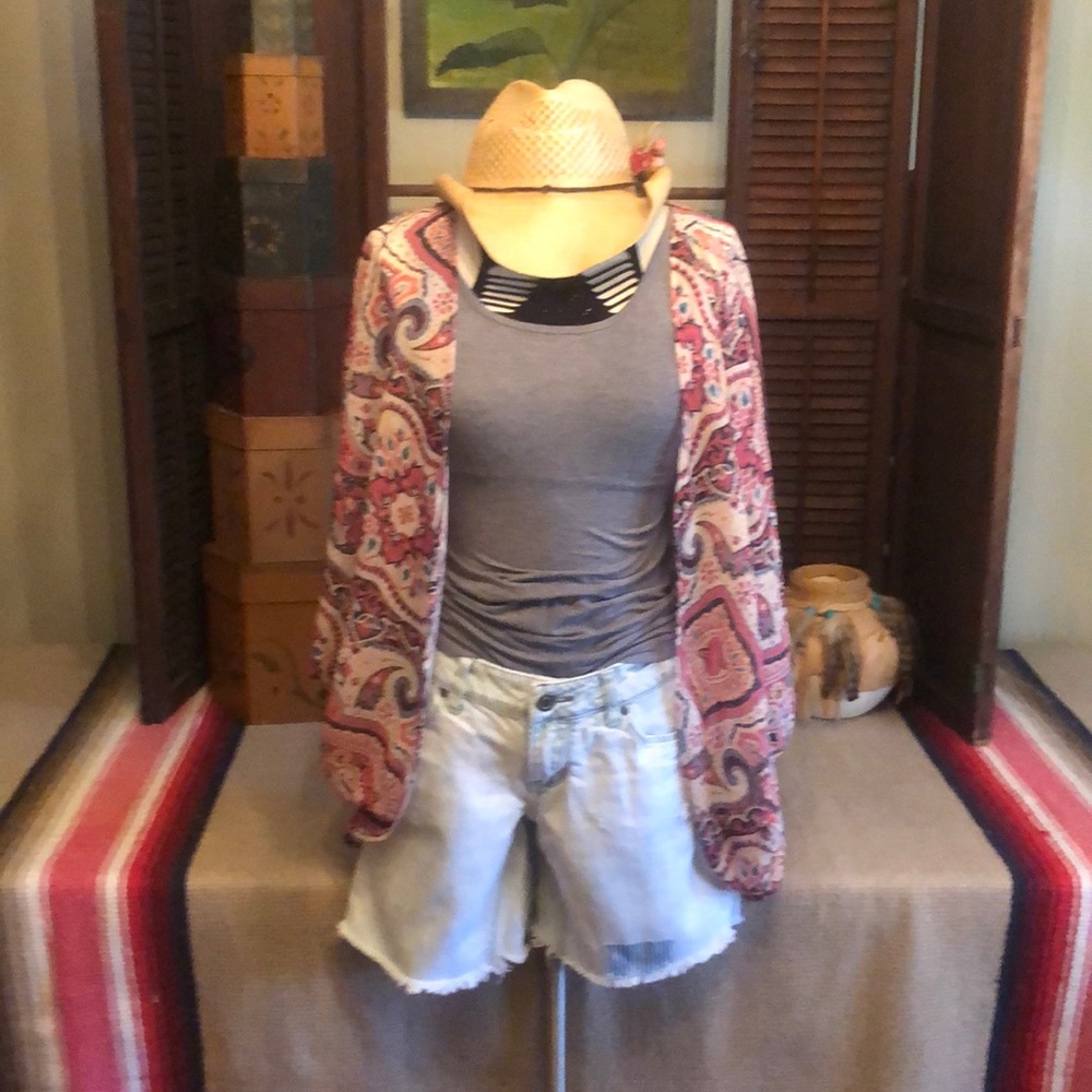 Distressed American Eagle shorts. Size 8